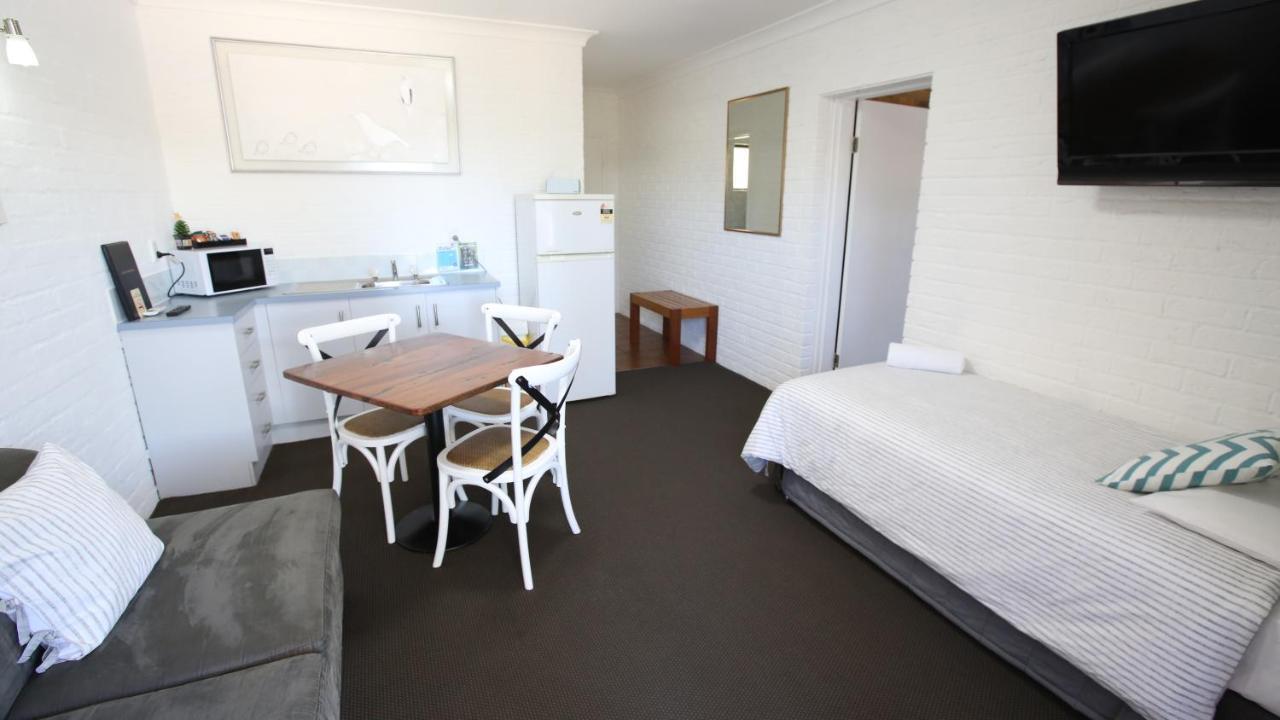 Hawks Nest Motel ภายนอก รูปภาพ
